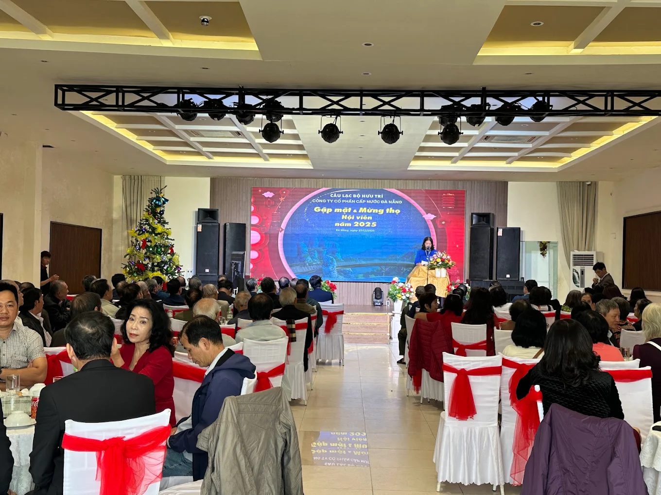 Hải sản tươi sống được phục vụ tại Nhà Hàng Minh Tâm
